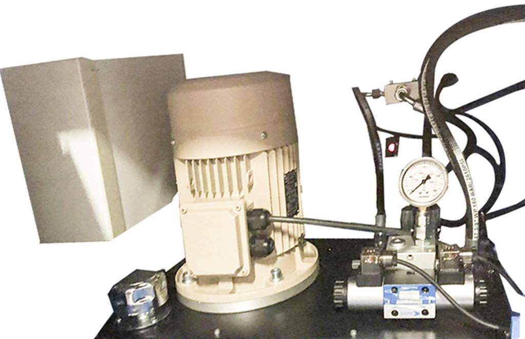 BLUETEC HİDROLİK YAĞLAMA SİSTEMLİ KILAVUZ ÇEKME MAKİNASI M5-24 BLUETEC HİDROLİK YAĞLAMA SİSTEMLİ KILAVUZ ÇEKME MAKİNASI M5-24-4