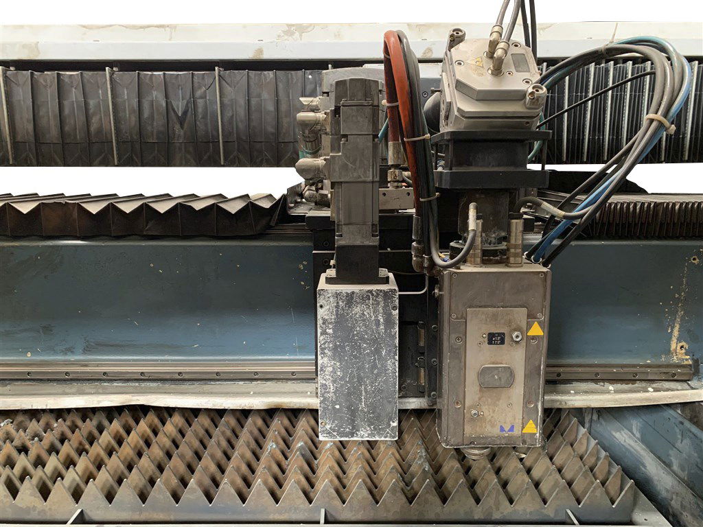 2012 MODEL DURMA LAZER KESİM MAKİNESİ 2012 MODEL DURMA LAZER KESİM MAKİNESİ-7