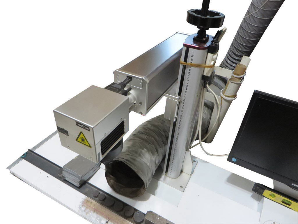 WİSELY 20W FİBER LAZER MARKALAMA MAKİNASI 25X22 CM İŞLEM ALANI-6