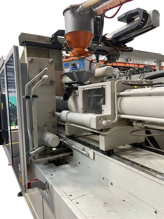 KRAUSS MAFFEI KM300-1000C2 - 61006914 ROBOTLU PLASTİK ENJEKSİYON MAKİNESİ KRAUSS MAFFEI KM300-1000C2 - 61006914 ROBOTLU PLASTİK ENJEKSİYON MAKİNESİ-6