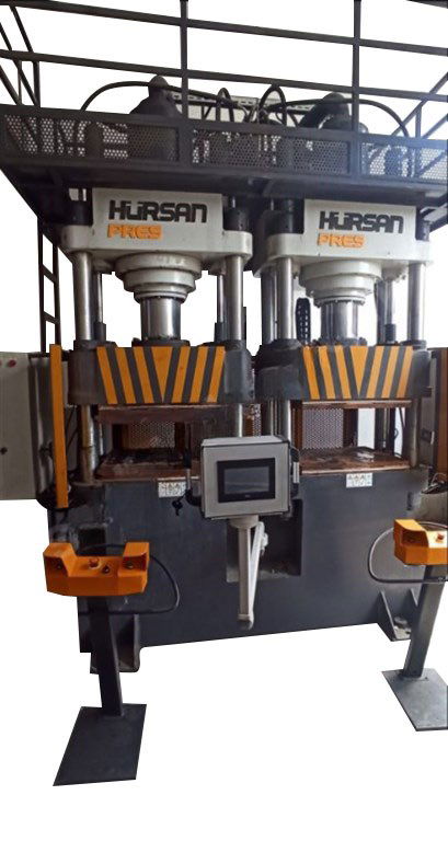  HÜRSAN İKİZ KOLONLU 150 TON KAUÇUK PİŞİRME PRESİ-1