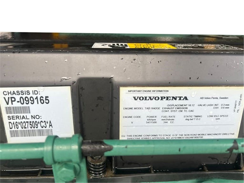 630 KVA VOLVO PENTA KABİNLİ JENERATÖR-2