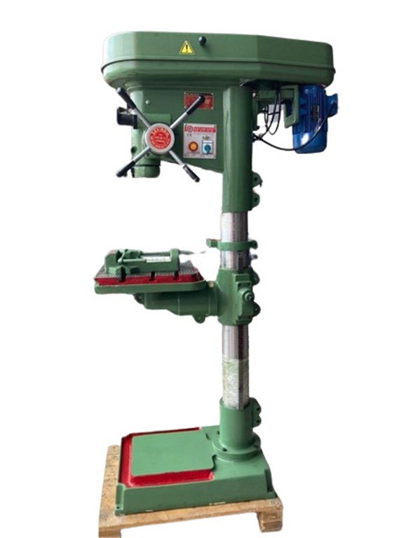 32 MM'LİK METRİK İNDİRME SİSTEMLİ - GRAMİYERLİ - MENGENELİ SEVİNDİK MATKAP 32 MM'LİK METRİK İNDİRME SİSTEMLİ - GRAMİYERLİ - MENGENELİ SEVİNDİK MATKAP-2