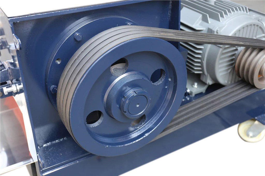 SHEETTEC Plastik Kırma Makinesi 40 Lık Kırma (250-450KG/H) SHEETTEC Plastik Kırma Makinesi 40 Lık Kırma (250-450KG/H)-4