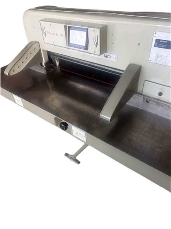 POLAR 90 CM KESİM (GİYOTİN) MAKİNESİ POLAR 90 CM KESİM (GİYOTİN) MAKİNESİ-3