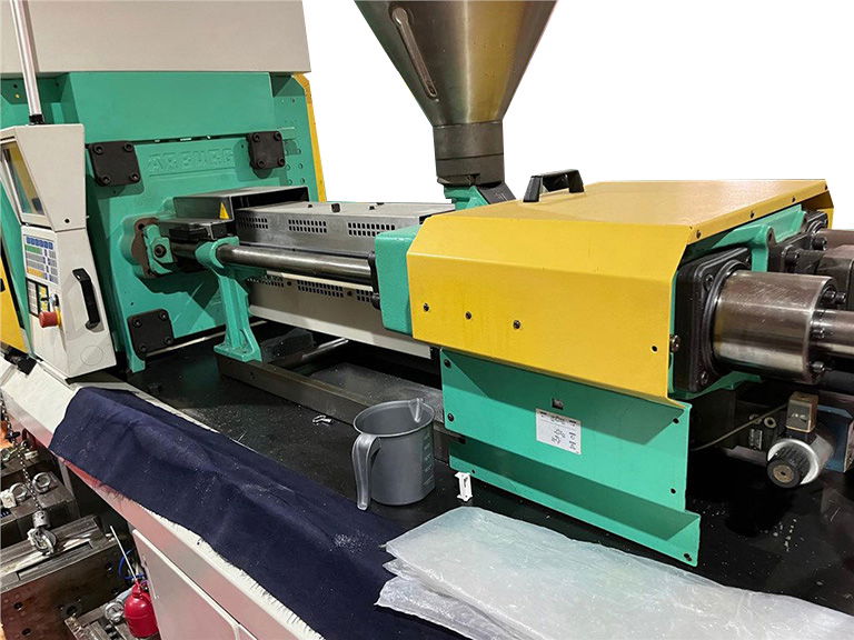 Arburg 420S 800-350 Plastik Enjeksiyon Makinesi Arburg 420S 800-350 Plastik Enjeksiyon Makinesi-4