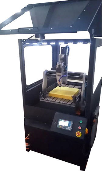 DELTA ROBOTICS Endüstriyel CNC Router (Kabinli)-1