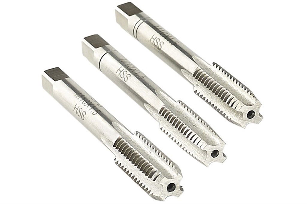 GFB M22 x 2,5 mm HSS 3'lü Metrik El Takım Kılavuzu DIN 352-1